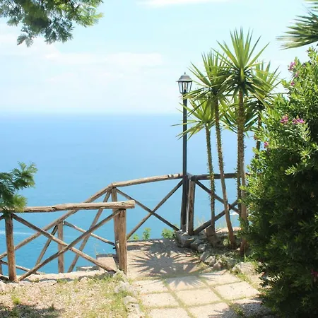 Casa Hermosa 2* Амальфі