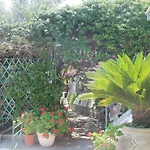 Casa Hermosa Bed & Breakfast