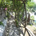 Bed & Breakfast Casa Hermosa 2*