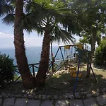 Casa Hermosa Bed & Breakfast 2*