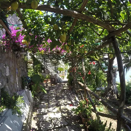 Bed & Breakfast Casa Hermosa 2*
