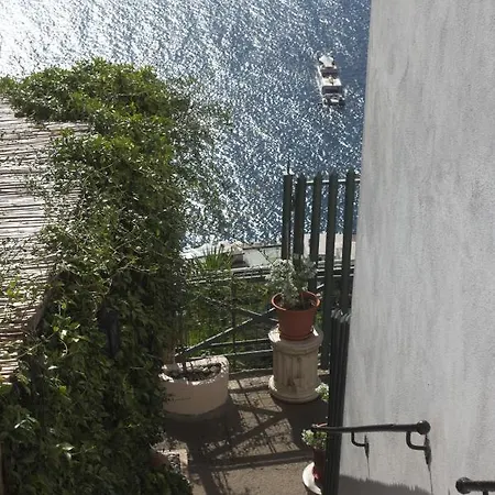 Casa Hermosa Bed & Breakfast